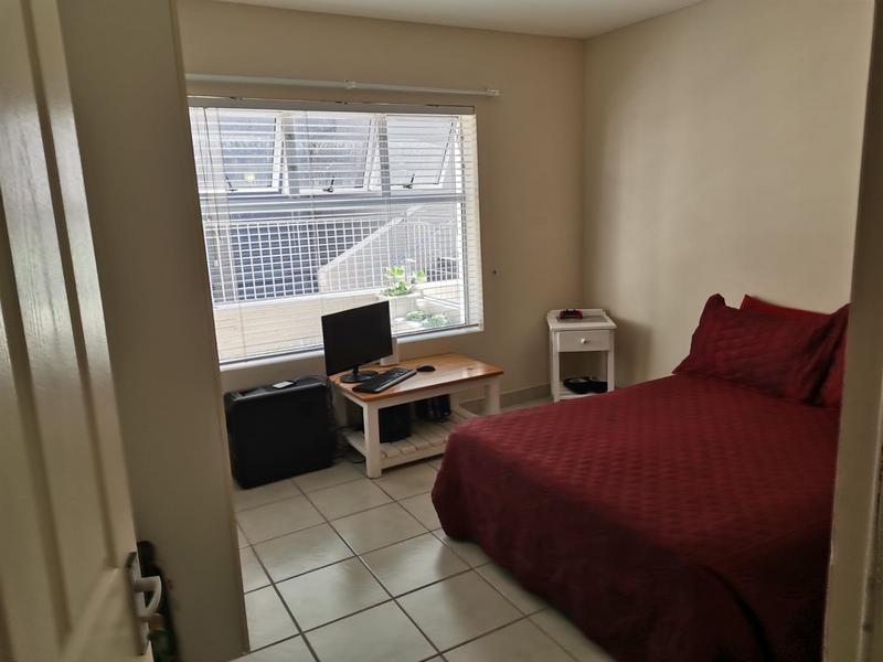 To Let 2 Bedroom Property for Rent in Island View Western Cape
